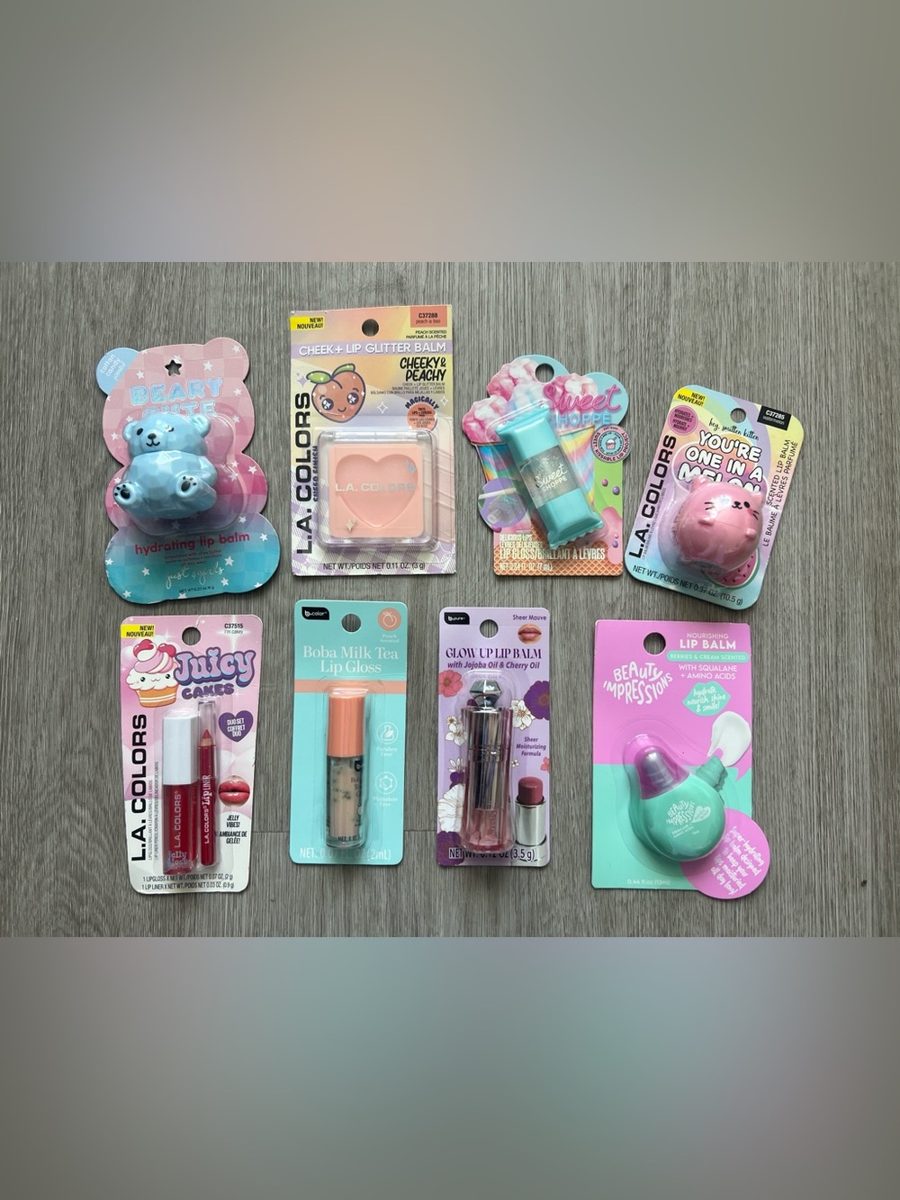 15 Assorted Makeup - Picture 2 of 2